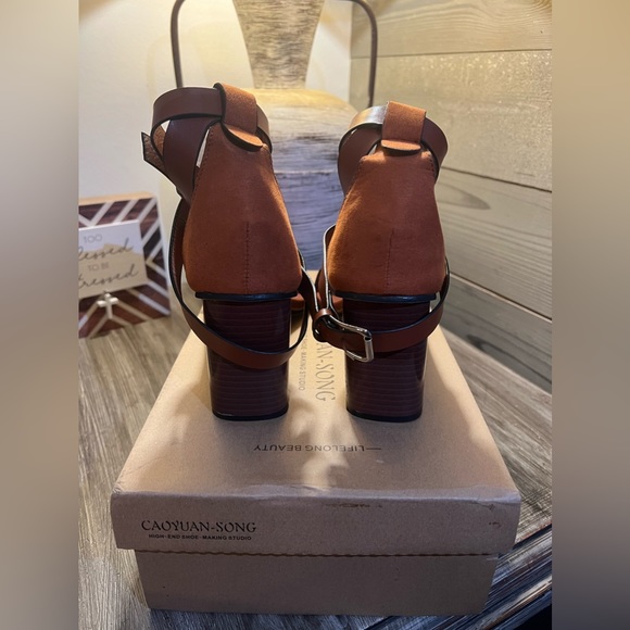 Chunky Heeled Ankle Strap Sandals Size 41 (8.5) - Picture 4 of 5